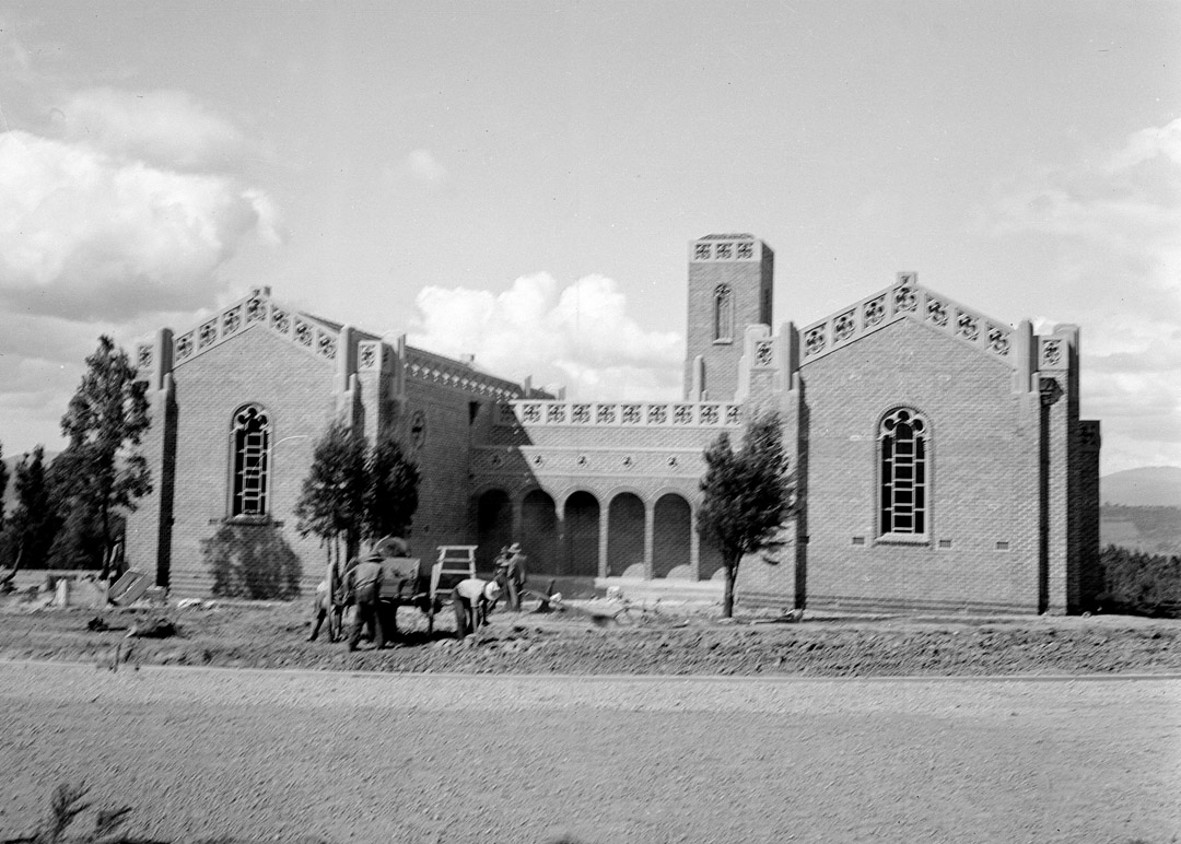 Carr Villa historical image