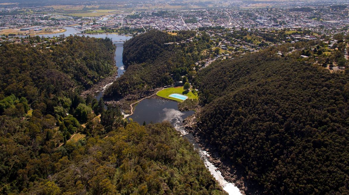 Ariel view of Launceston.JPG