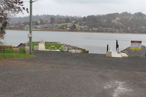 Windermere Jetty Reserve