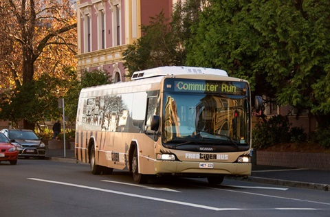 tourist bureau launceston tasmania